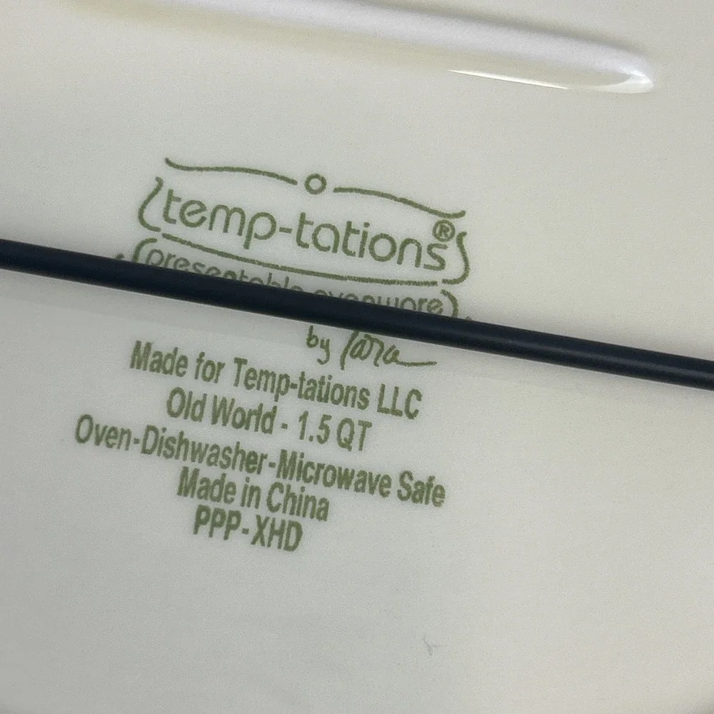 2 Temp-tations By Tara 1.5QT & 1QT Baking Dish & Wire Racks Old World Black